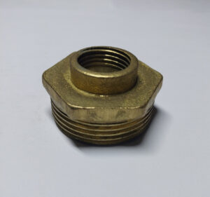 Футорка латунна 1/2″ Н × 1/4″ В (зовнішня/внутрішня, під манометр)