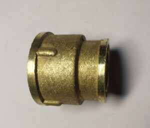 Муфта латунна 1 1/4″ В × 1″ В (внутрішня/внутрішня)